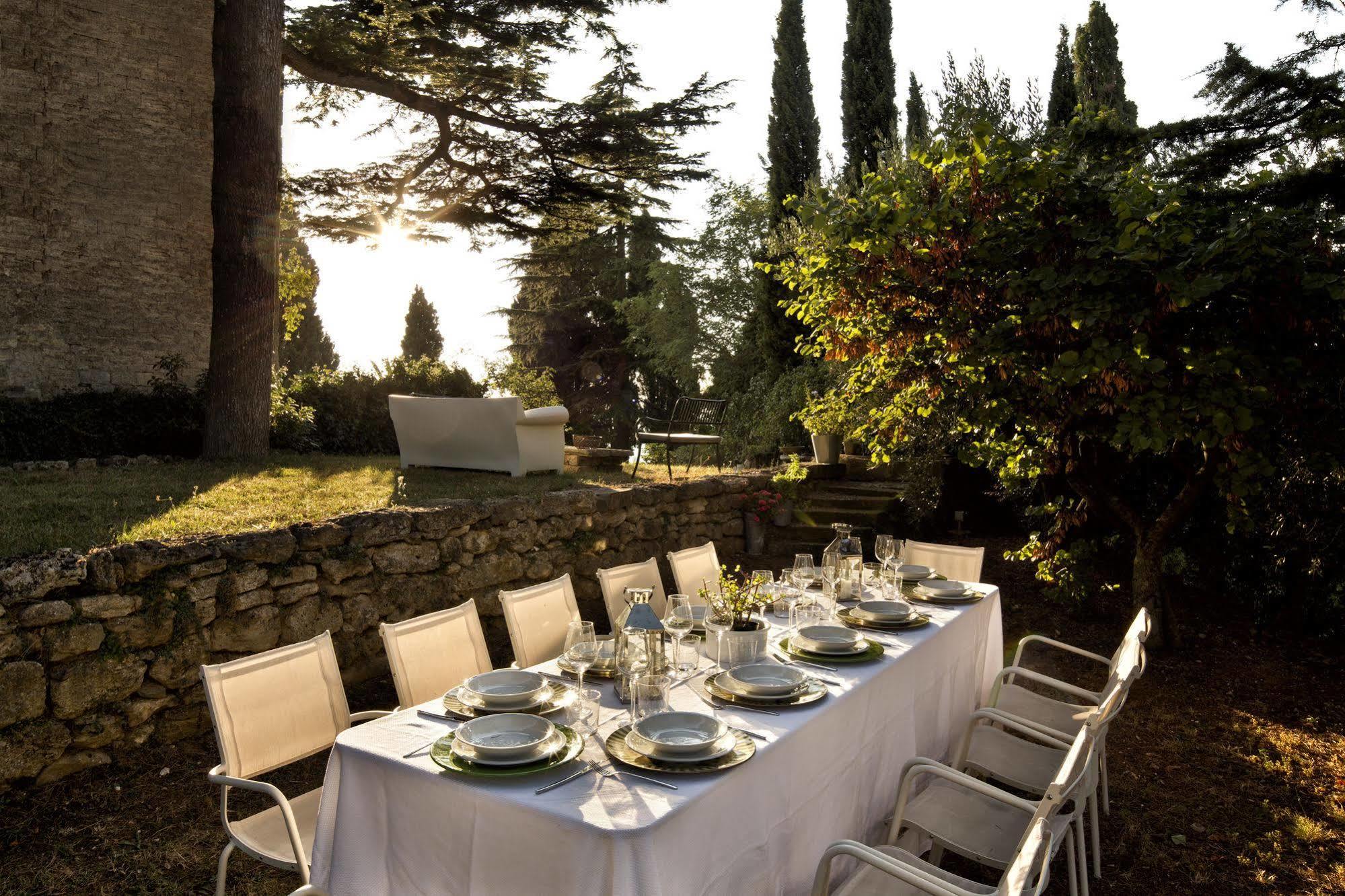 Aparthotel Torre Almonte Todi Esterno foto